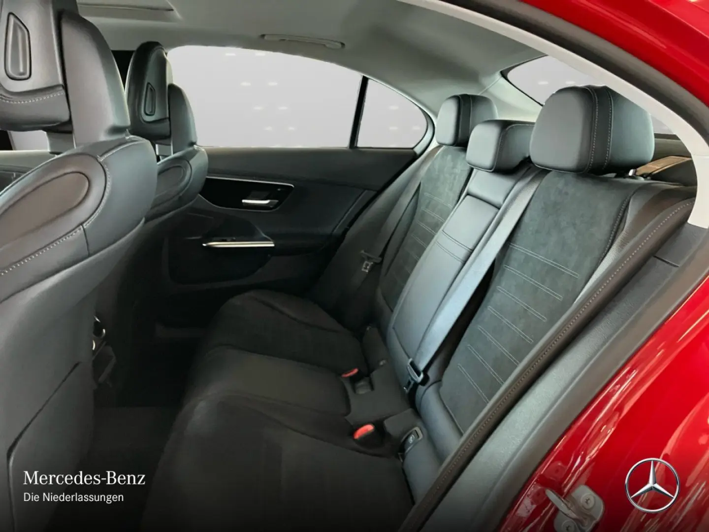 C 300 4M AMG Advanced+/Schiebedach/Distr/360/Mem