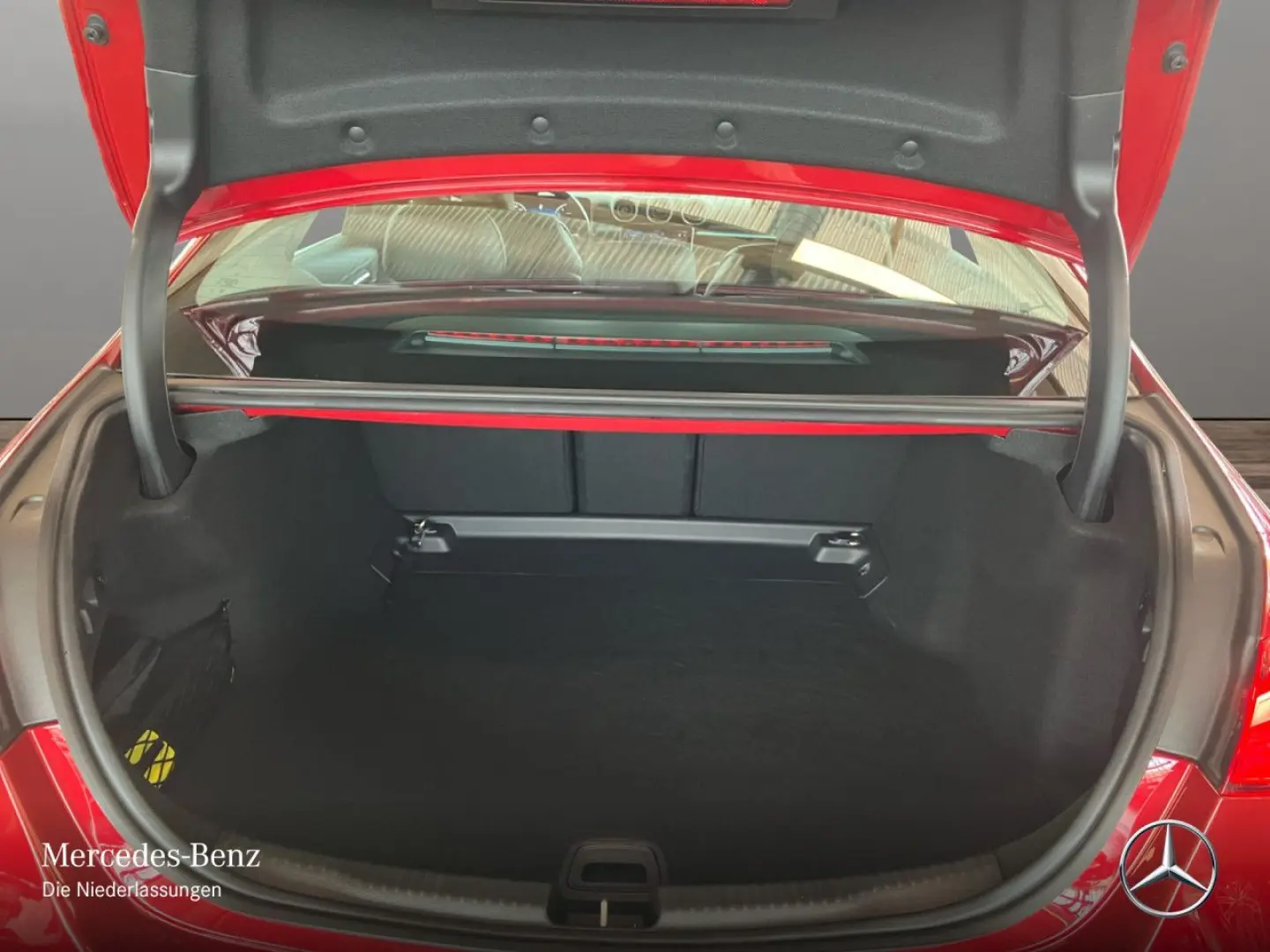 C 300 4M AMG Advanced+/Schiebedach/Distr/360/Mem