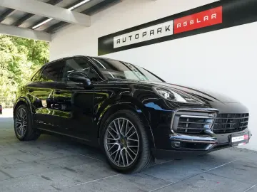 Cayenne E-Hybrid*LUFT/PANO/HeadUP/ACC/14W/ACC/21