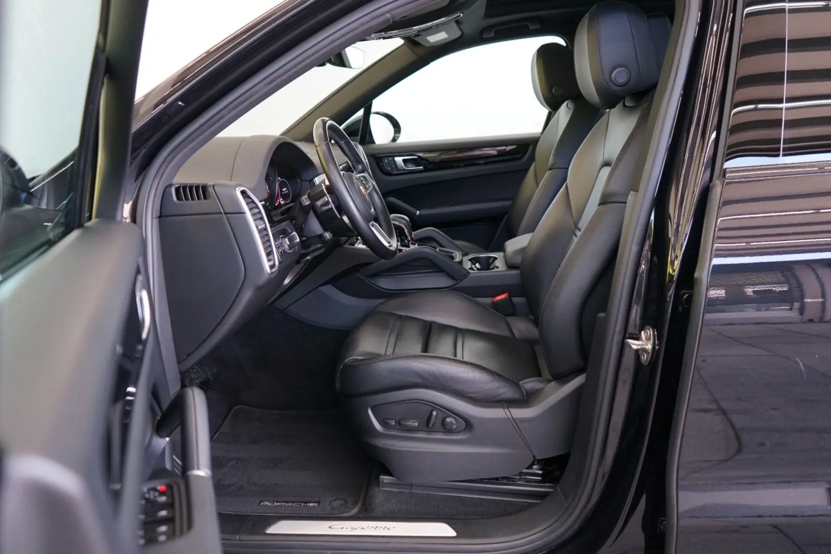 Cayenne E-Hybrid*LUFT/PANO/HeadUP/ACC/14W/ACC/21