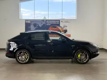 Cayenne Coupe E-Hybrid AHK+PANO+HUD+BOSE+360KAM