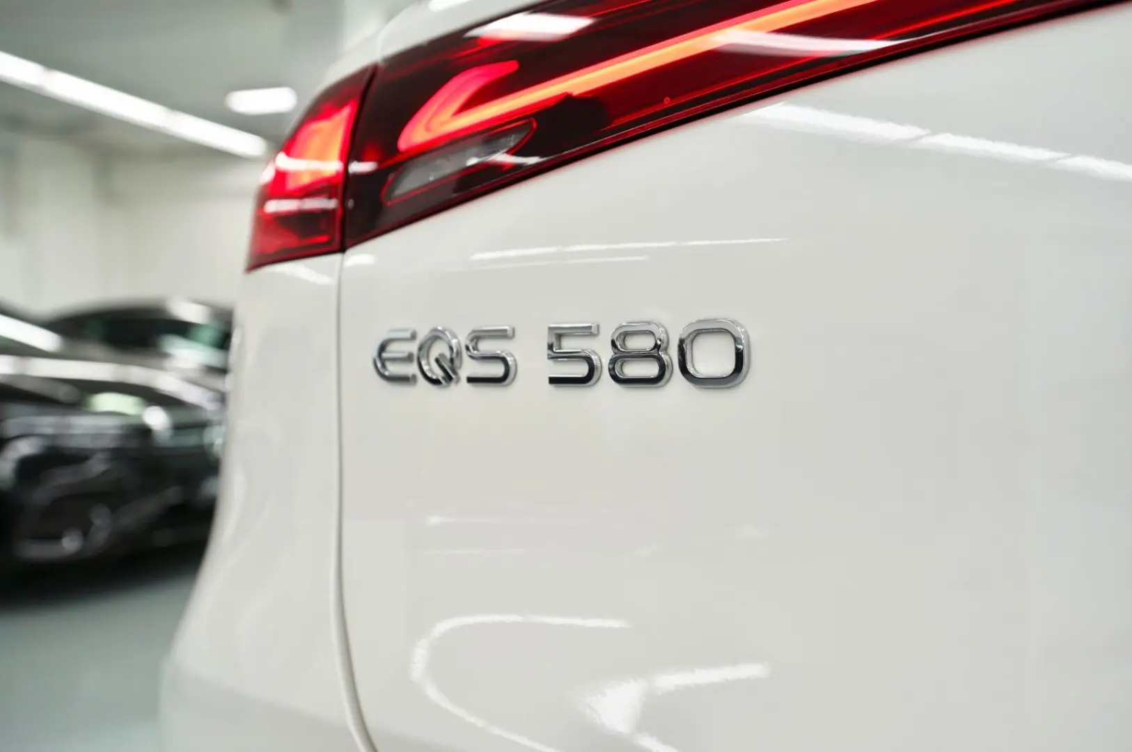 Mercedes Benz EQS 580 SUV 4MATIC-PREMIUM PAKET-4x TV