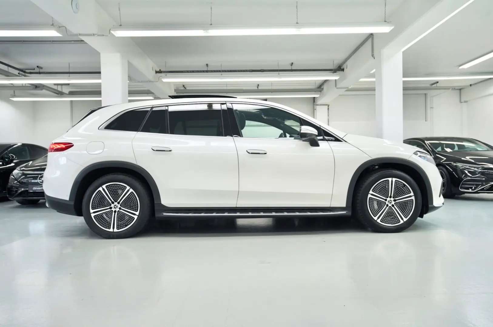 Mercedes Benz EQS 580 SUV 4MATIC-PREMIUM PAKET-4x TV