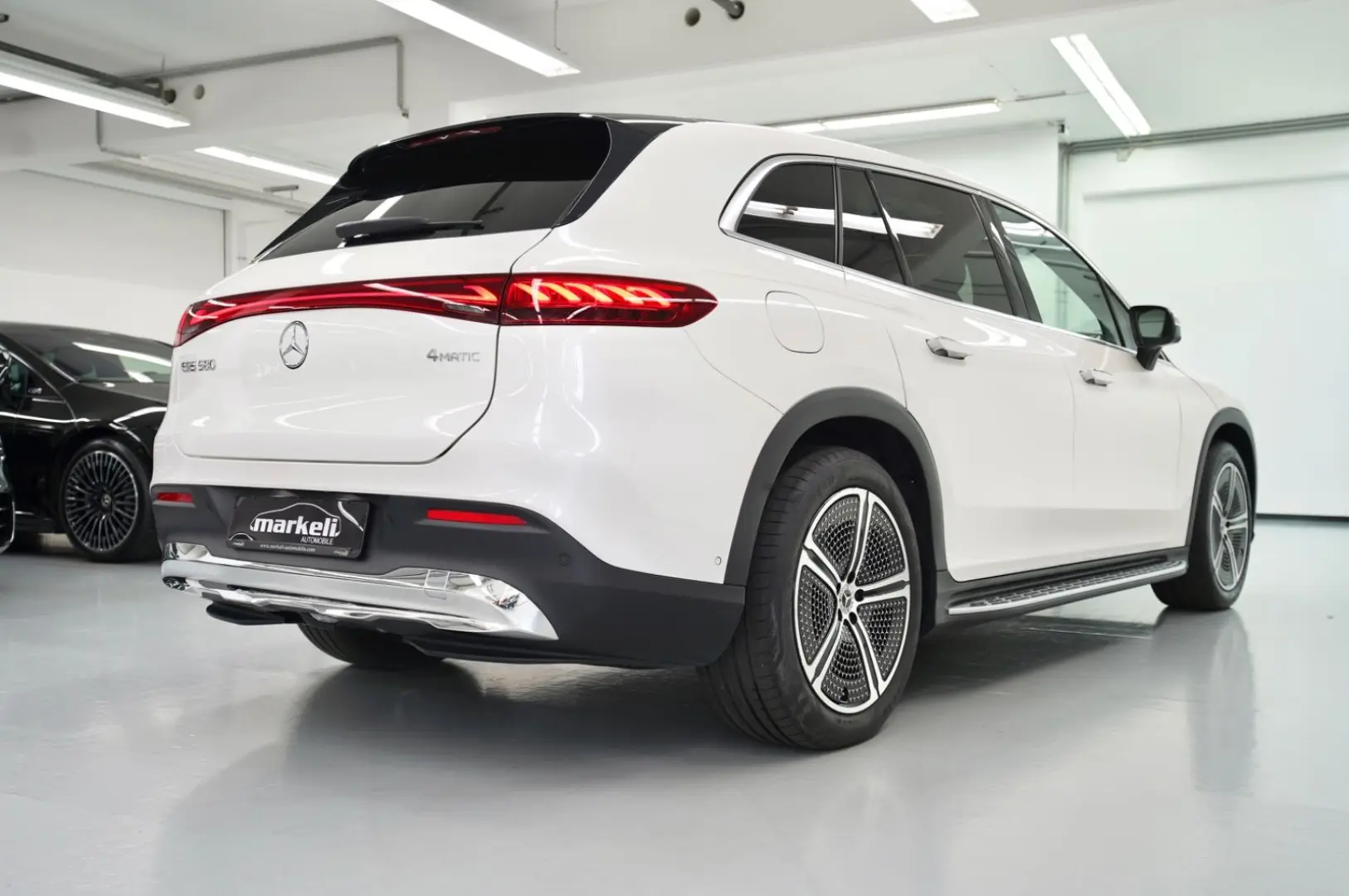 Mercedes Benz EQS 580 SUV 4MATIC-PREMIUM PAKET-4x TV