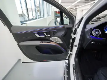 Mercedes Benz EQS 580 SUV 4MATIC-PREMIUM PAKET-4x TV