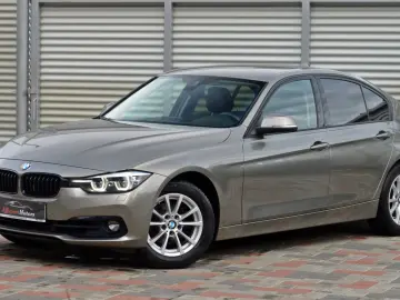 BMW Seria 3 320i xDrive