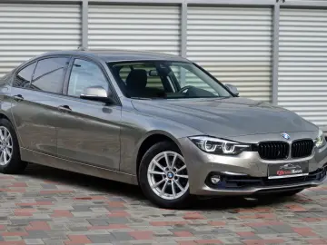 BMW Seria 3 320i xDrive