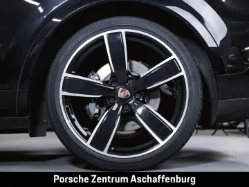 Cayenne E-Hybrid Panoramadach Luftfederung