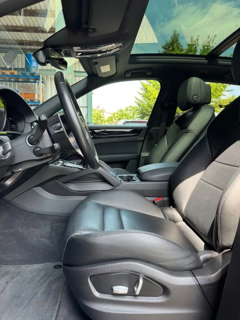 Cayenne E-Hybrid Bose Panorama  DAB LED