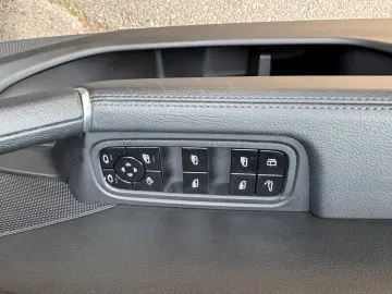 Cayenne E-Hybrid Bose Panorama  DAB LED