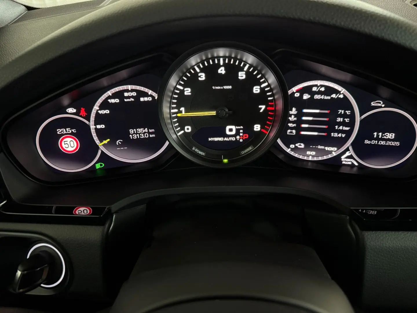 Cayenne E-Hybrid Bose Panorama  DAB LED
