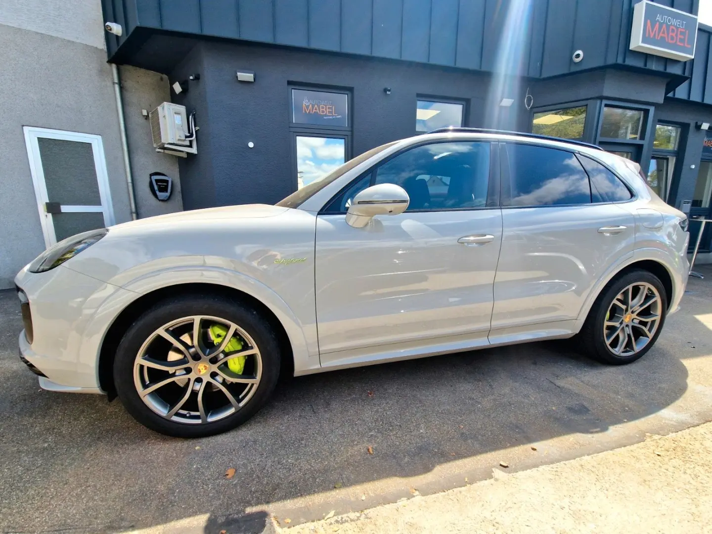 Cayenne E-Hybrid +SPORTABGAS+PANO+HUD+MEMORY+