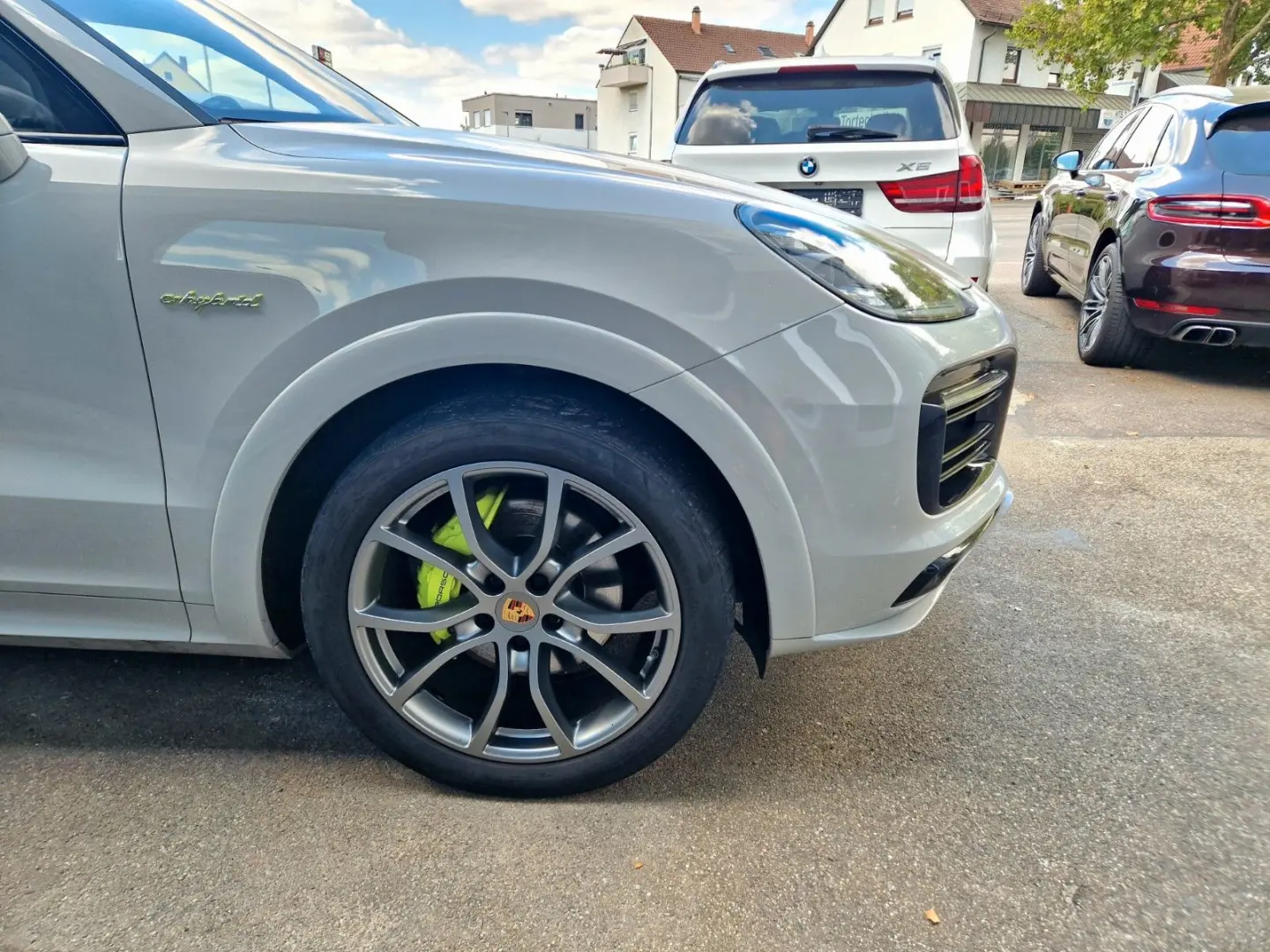 Cayenne E-Hybrid +SPORTABGAS+PANO+HUD+MEMORY+