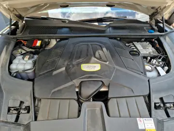 Cayenne E-Hybrid +SPORTABGAS+PANO+HUD+MEMORY+