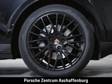 Cayenne E-Hybrid Panoramadach Luftfederung