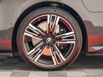 BMW 750e Carbon TV SkyLounge HeadUp R21 360 Bowers&Wilkins