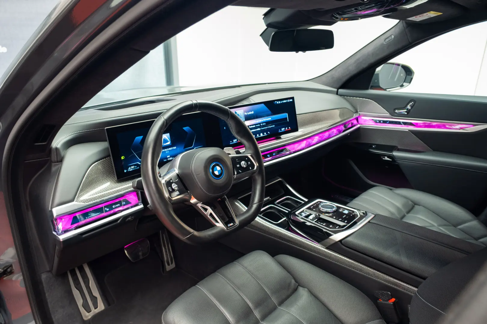 BMW 750e Carbon TV SkyLounge HeadUp R21 360 Bowers&Wilkins