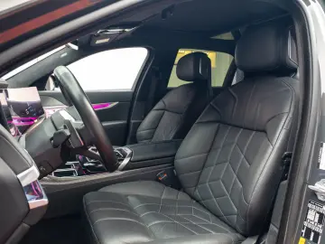 BMW 750e Carbon TV SkyLounge HeadUp R21 360 Bowers&Wilkins