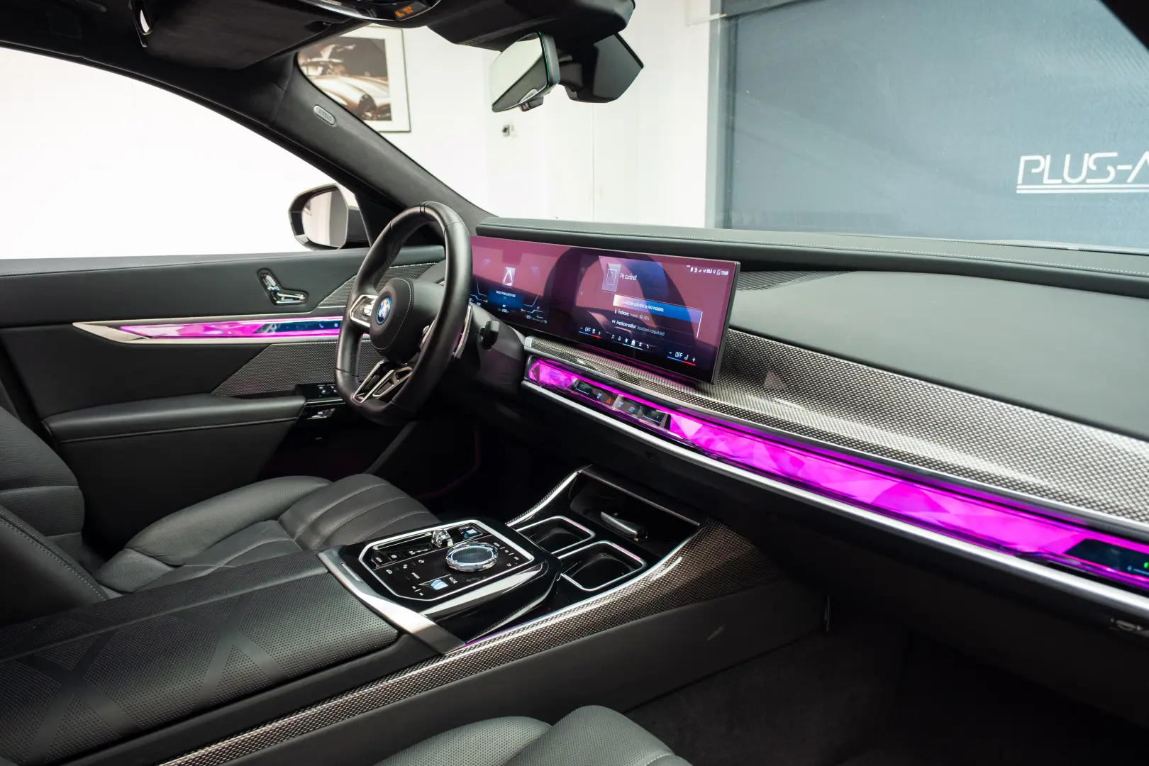 BMW 750e Carbon TV SkyLounge HeadUp R21 360 Bowers&Wilkins