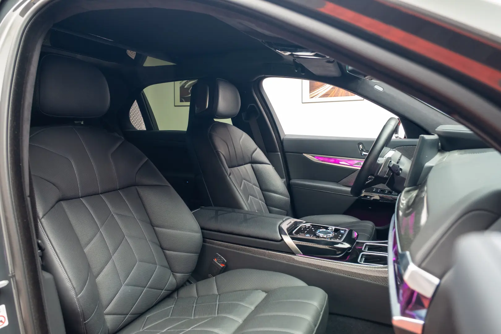 BMW 750e Carbon TV SkyLounge HeadUp R21 360 Bowers&Wilkins