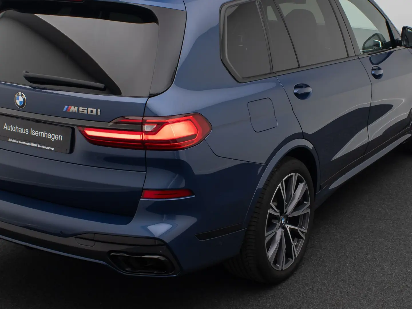 BMW X7 M50i  Massage 360°B&W Laser DAB SkyLounge 22