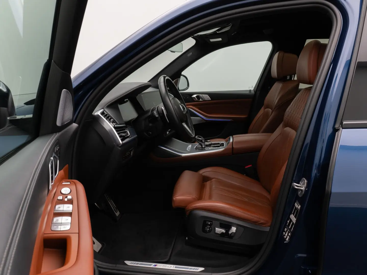 BMW X7 M50i  Massage 360°B&W Laser DAB SkyLounge 22