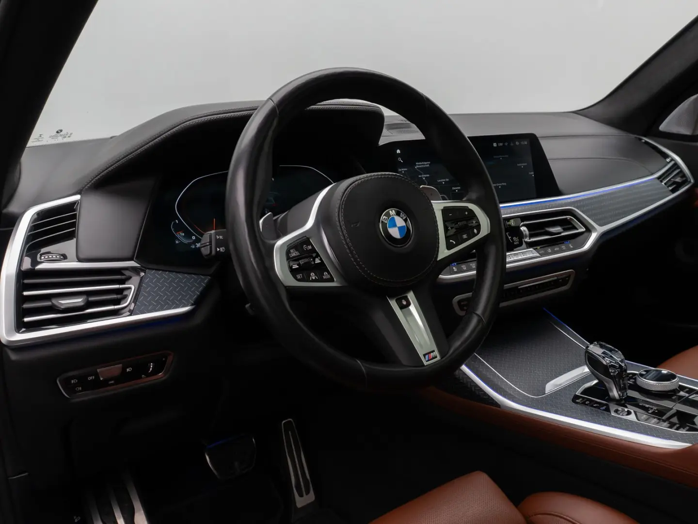 BMW X7 M50i  Massage 360°B&W Laser DAB SkyLounge 22