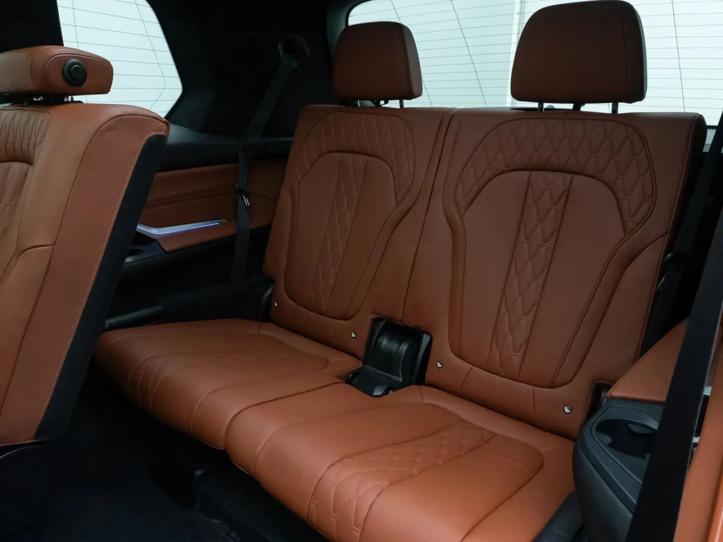 BMW X7 M50i  Massage 360°B&W Laser DAB SkyLounge 22