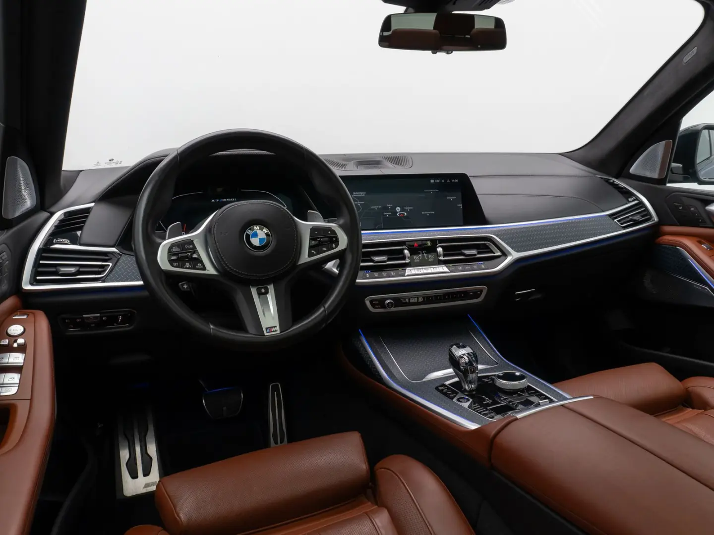 BMW X7 M50i  Massage 360°B&W Laser DAB SkyLounge 22