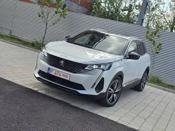 PEUGEOT 3008 Hybrid4 300 e-EAT8 GT-Line 4x4