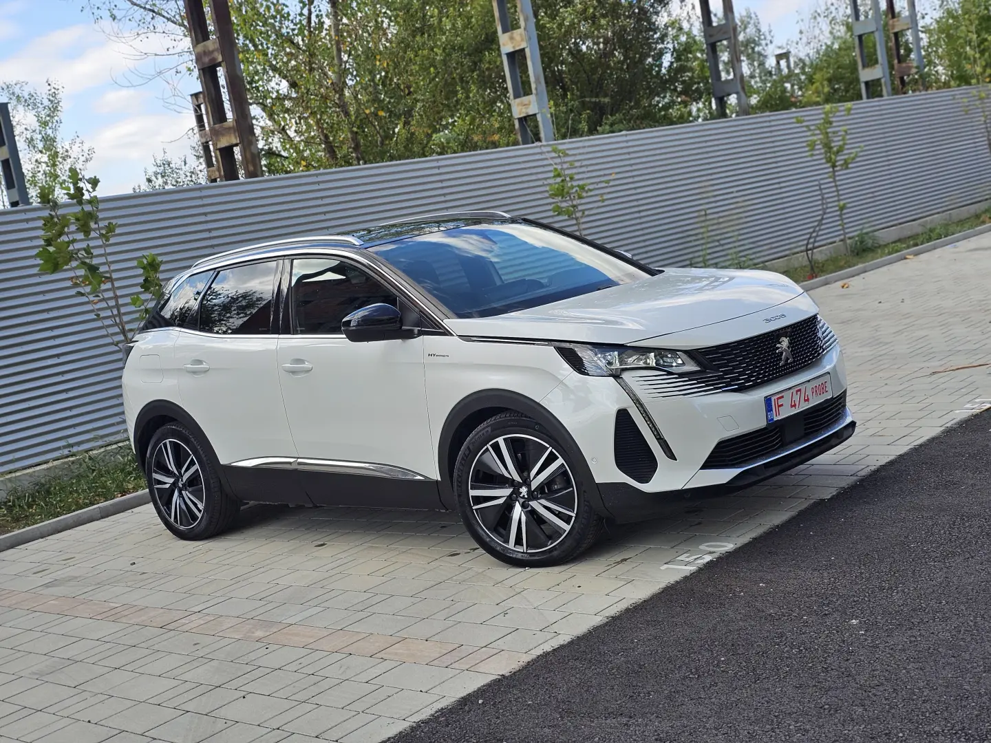 PEUGEOT 3008 Hybrid4 300 e-EAT8 GT-Line 4x4