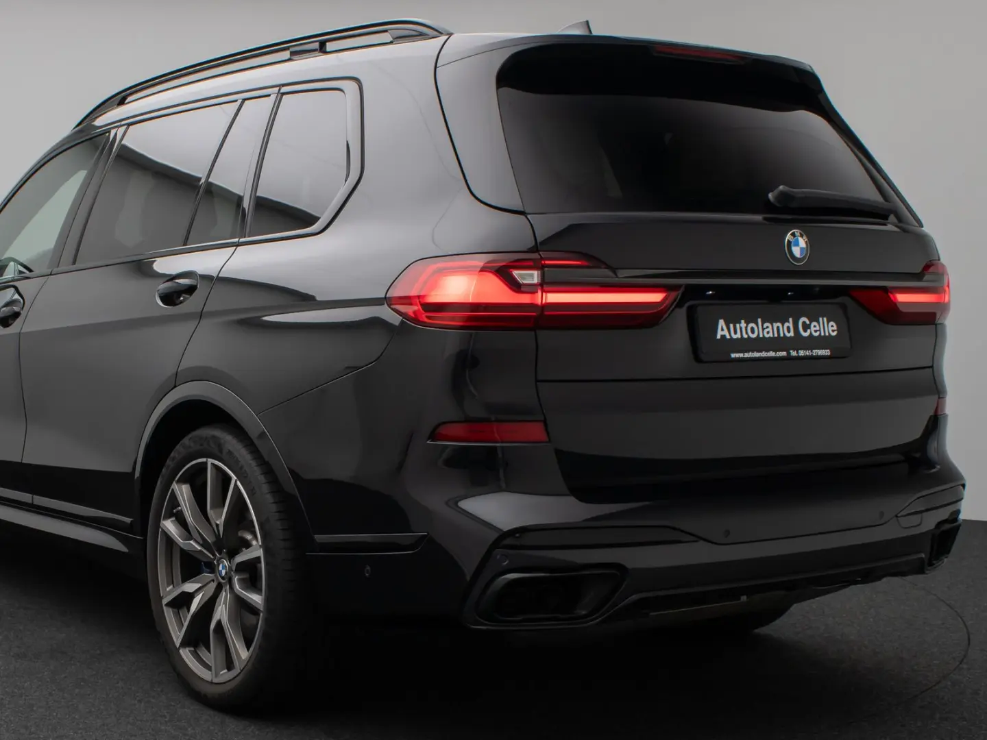 BMW X7 M50i Laser 360°HUD DAB H/K SoftCL 22Zoll