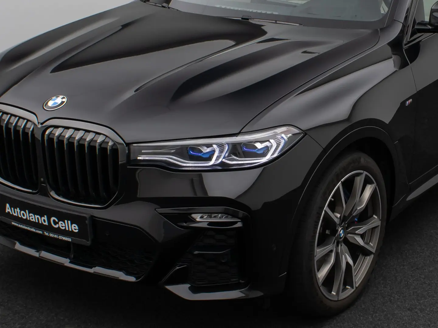 BMW X7 M50i Laser 360°HUD DAB H/K SoftCL 22Zoll