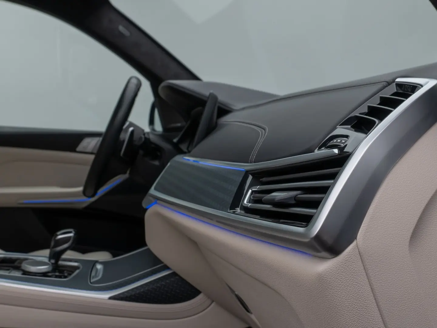 BMW X7 M50i Laser 360°HUD DAB H/K SoftCL 22Zoll