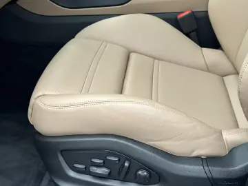 Porsche Cayenne E-Hybrid Coupe SPORTDESIGN