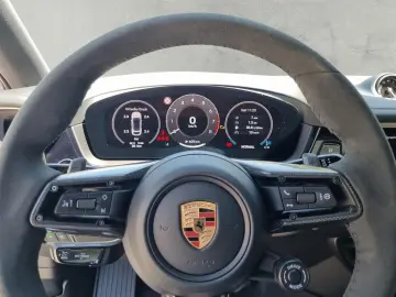 Porsche Cayenne Coup/BURMESTER/LUFTFEDER