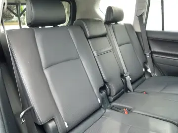 Land Cruiser Executive/ACC/LED/RFK/Apple CarPlay