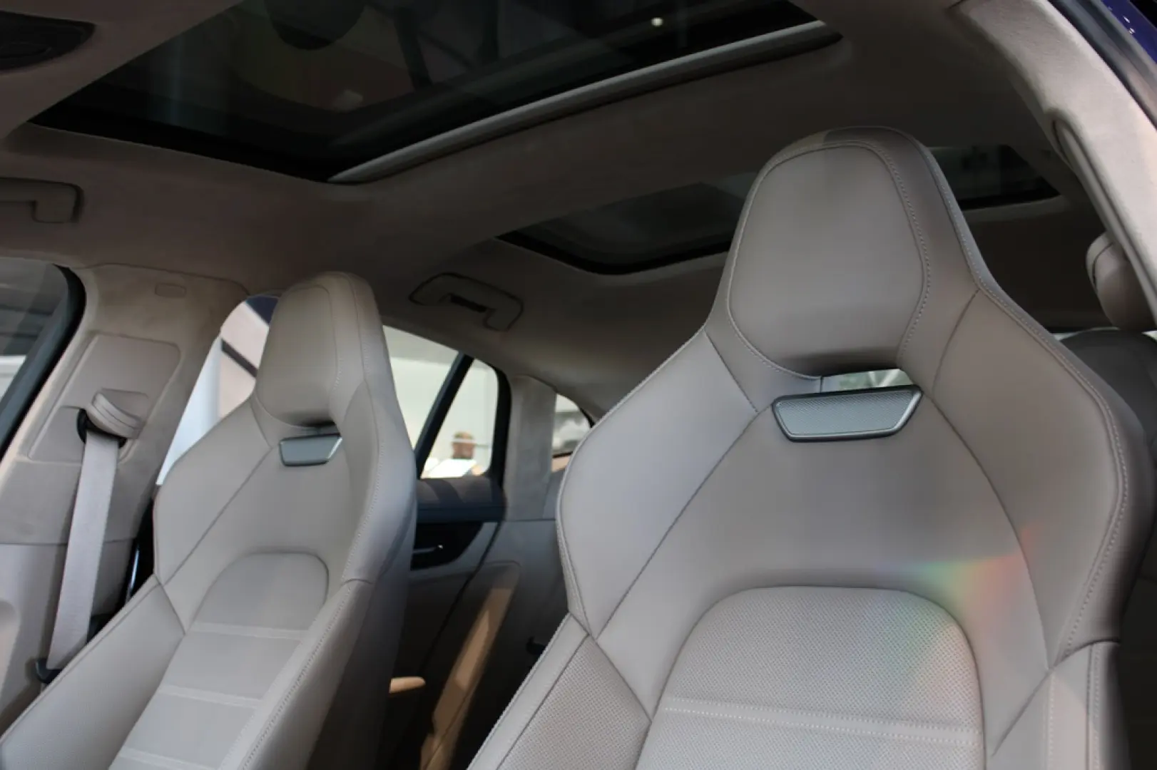 Porsche Panamera 4