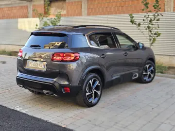 CITROEN C5 Aircross Hybrid 225 (225 CP) Plug-in Hybrid SHINE