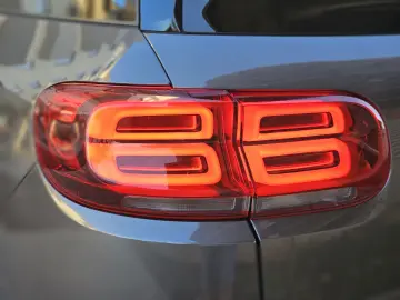 CITROEN C5 Aircross Hybrid 225 (225 CP) Plug-in Hybrid SHINE