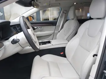 Volvo V90 Inscription Recharge Plug-In Hybrid AWD T8 T