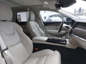 Volvo V90 Inscription Recharge Plug-In Hybrid AWD T8 T