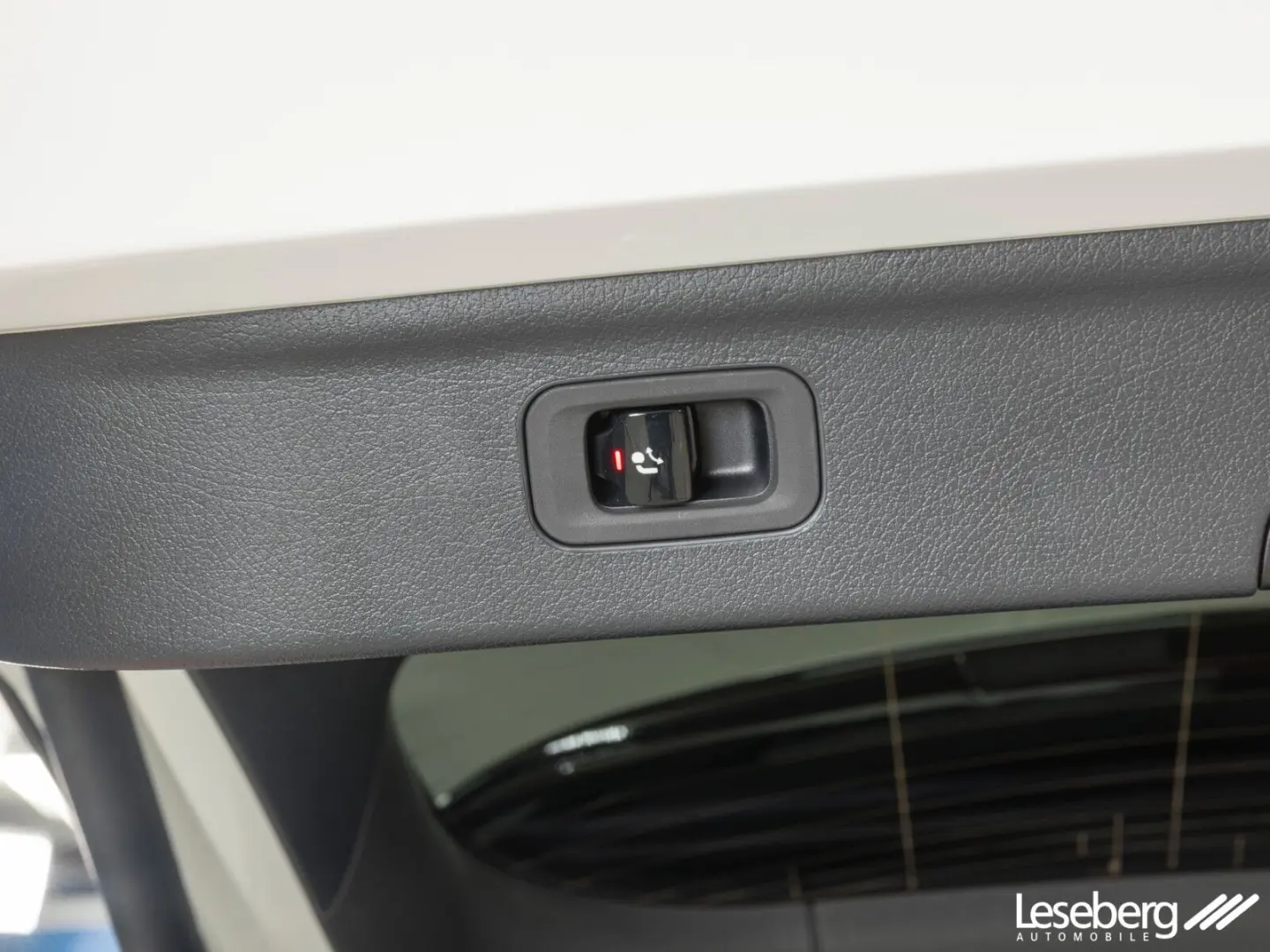 EQE 350 4M SUV Electric Art DIG.LIGHT/Pano/AHK/