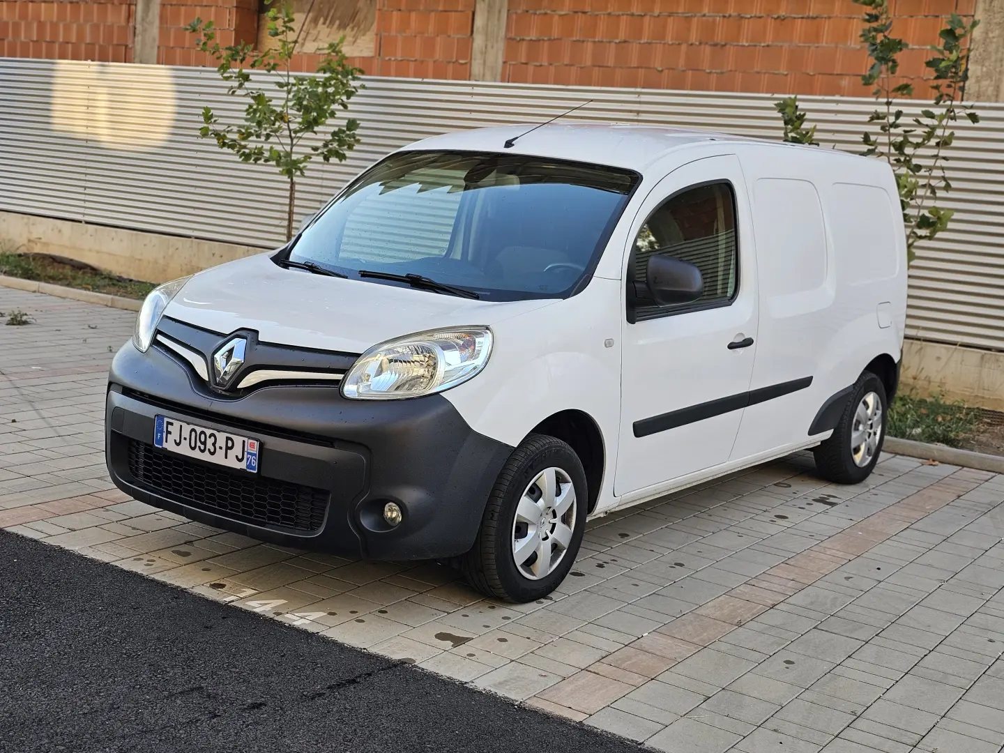 RENAULT KANGOO MAXI GRAND VOLUME BLUE DCI 115