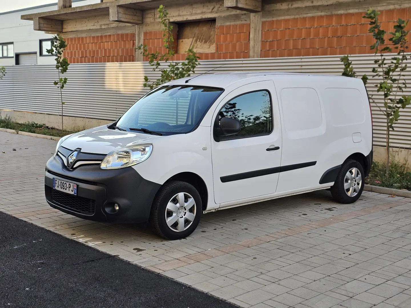 RENAULT KANGOO MAXI GRAND VOLUME BLUE DCI 115