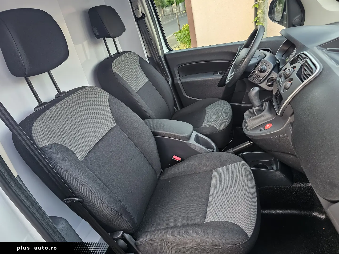 RENAULT KANGOO MAXI GRAND VOLUME BLUE DCI 90 Cp.