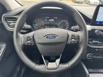 Kuga 1,5 Ecoblue Cool & Connect Automtik