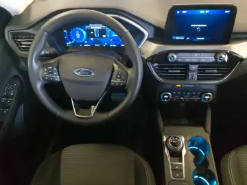 Kuga 1.5 EcoBlue Aut. TITANIUM 