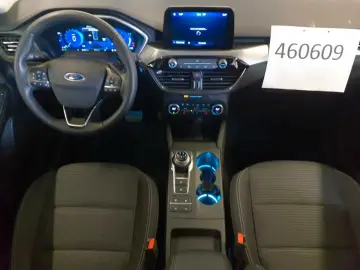 Kuga 1.5 EcoBlue Aut. TITANIUM 