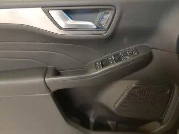 Kuga 1.5 EcoBlue Aut. TITANIUM 